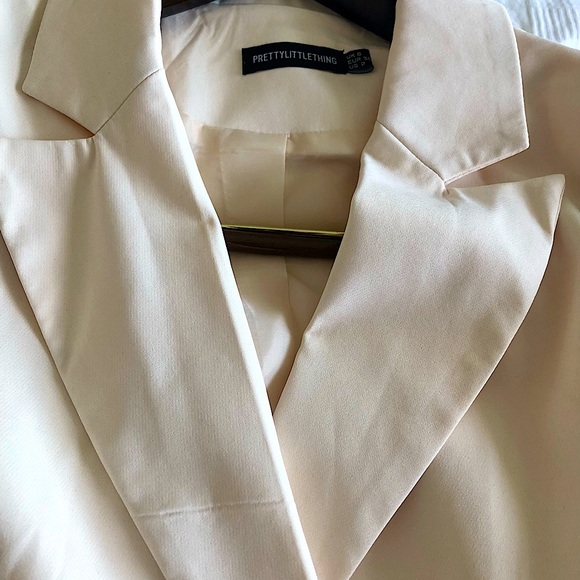 PRETTYLITTLETHING Soft Peach 🍑 Colour Belted Jacket🍑 Long Sleeves - Picture 12 of 13